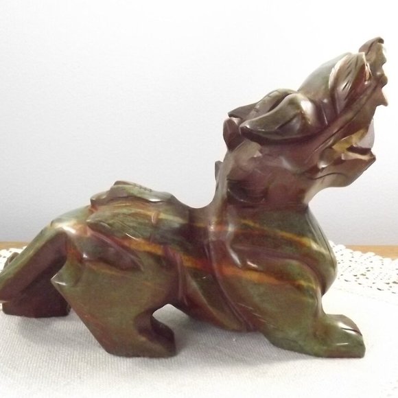 Vintage Carved Jade-like Stone Foo Dog Figure - Picture 6 of 10